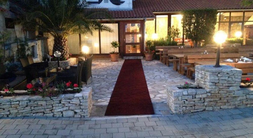 Hotel Plava Laguna Tisno Dış mekan fotoğraf