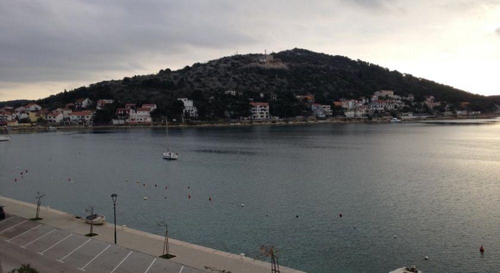 Hotel Plava Laguna Tisno Dış mekan fotoğraf