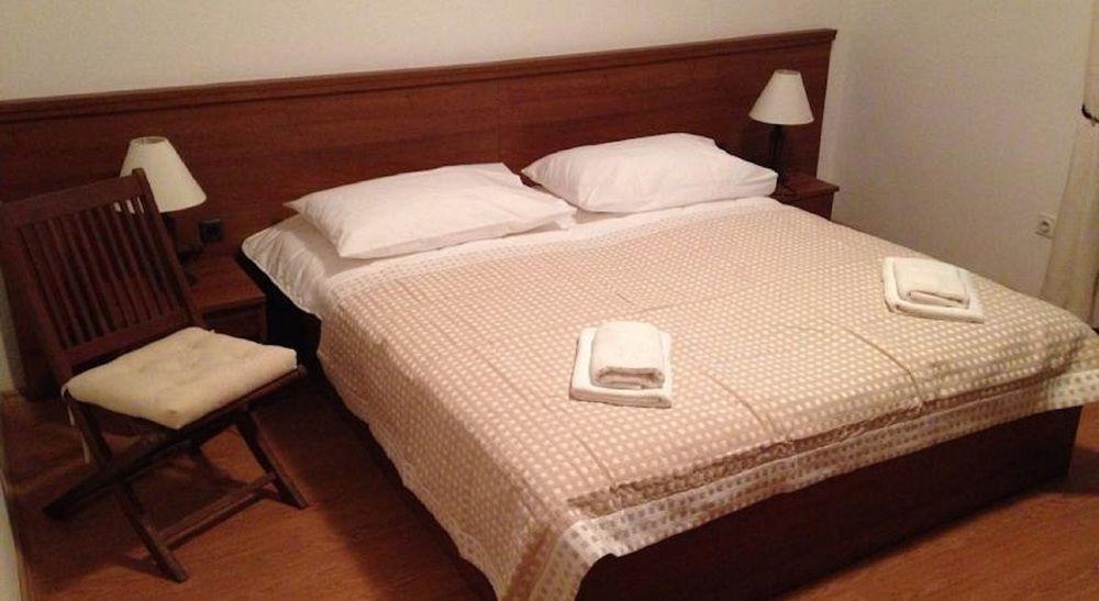 Hotel Plava Laguna Tisno Dış mekan fotoğraf