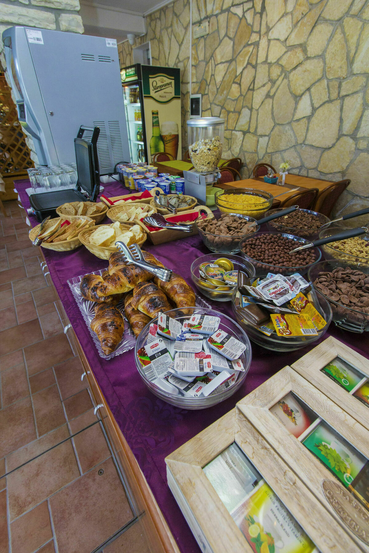 Hotel Plava Laguna Tisno Dış mekan fotoğraf
